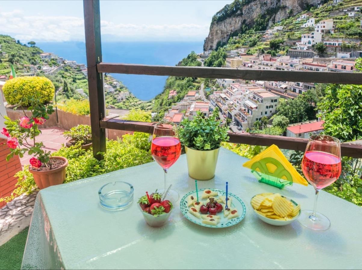 La Villa Di Enzo Casa Vacanze Con Vista Mare Amalfi Exterior photo